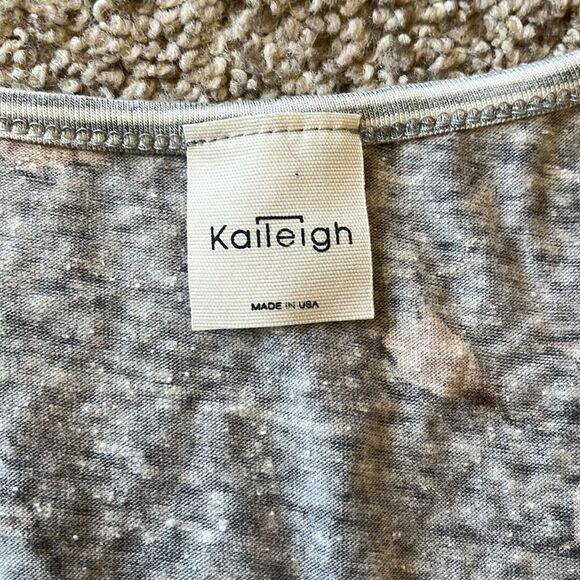 Multi-Print Tank Top - Picture 7 of 10